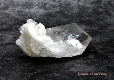 Hexenshop Dark Phoenix Rock crystal group 207 g